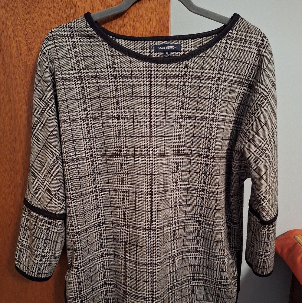 Final Price* Max Edition Women's Plaid Tunic in Black and Gray Size M